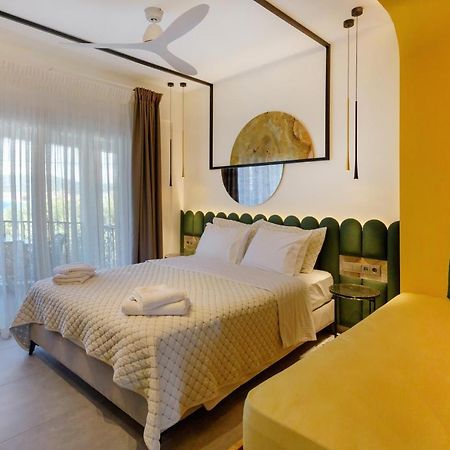 Castristudios Nikiti  Luaran gambar